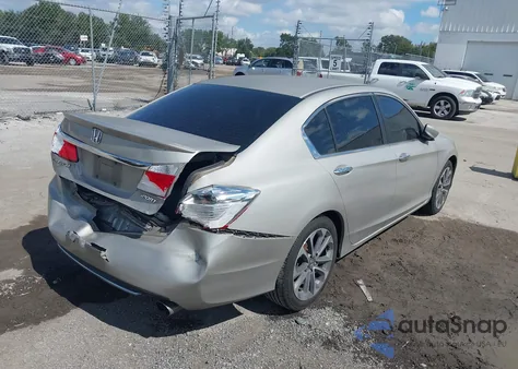 2015 Honda Accord Sport z USA, uszkodzony, nr VIN 1HGCR2F53FA094574